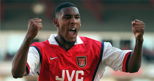 Bukayo Saka chen chân vào top 4 sao tuổi teen thành công nhất Arsenal - Bóng Đá