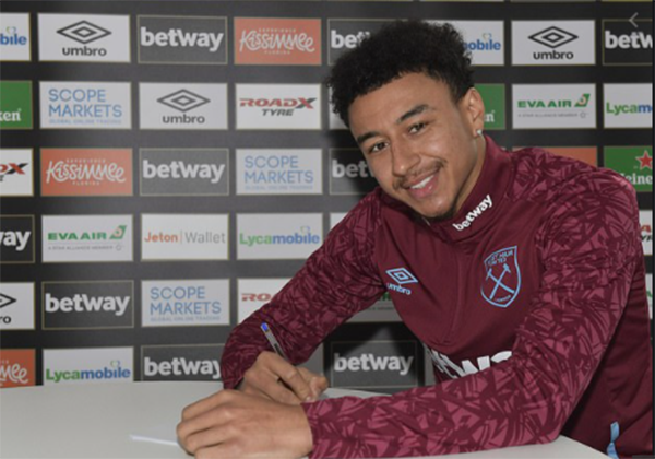 Ảnh Lingard ngày ra mắt West Ham - Bóng Đá