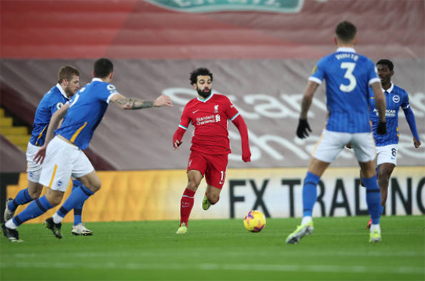 Salah và các đồng đội bế tắc trong việc xuyên thủng hàng thủ Brighton.