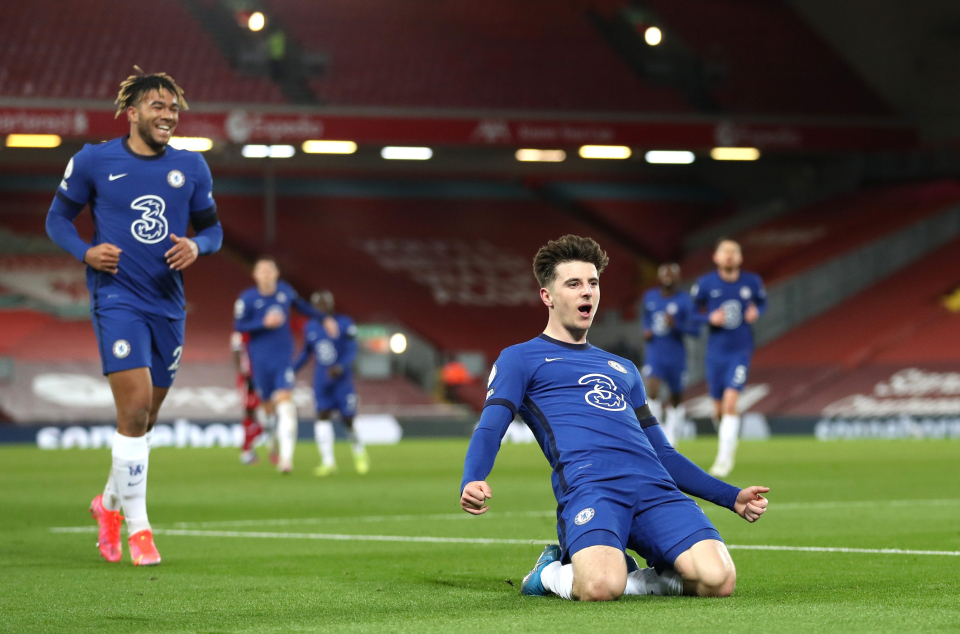 Mount đang chơi thăng hoa cùng Chelsea.