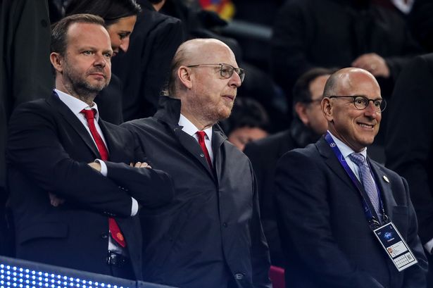 Nhà Glazers sẽ "bội thu" nếu Man Utd dự Super League?