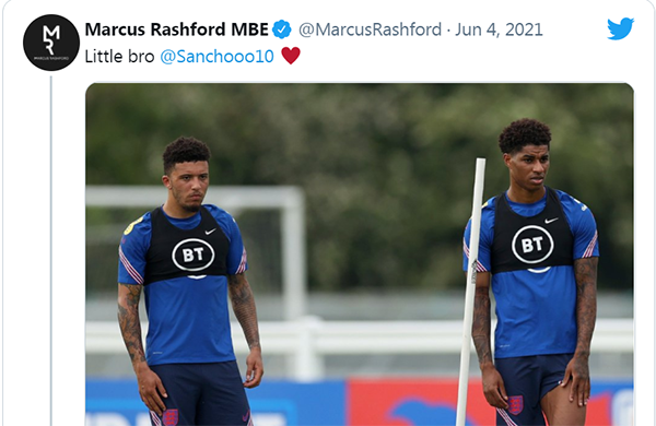 Rashford đăng tải 1 tấm ảnh chung với Sancho lúc tập luyện ở ĐT Anh.