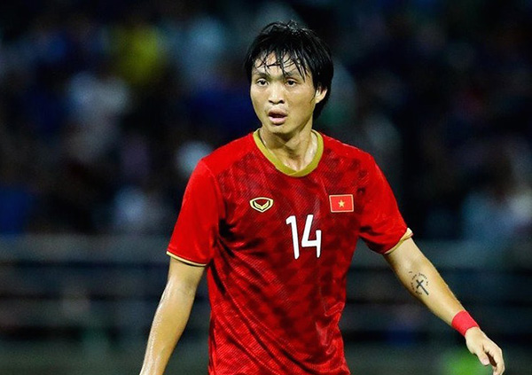 HLV Park Hang-seo lý giải việc thay Tuấn Anh ra sân ở phút thứ 35 - Bóng Đá