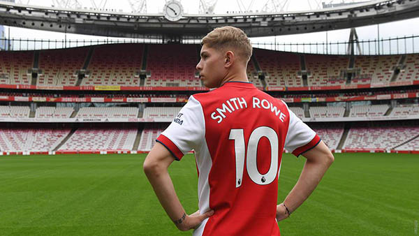 Smith Rowe lý giải việc lựa chọn chiếc áo số 10 ở Arsenal - Bóng Đá