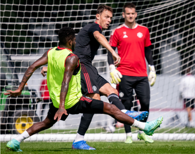 Fred spotted back in Manchester United training - Bóng Đá