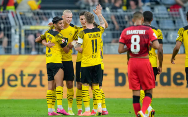 Haaland nổ súng, Dortmund quật ngã Frankfurt trong trận cầu 7 bàn thắng - Bóng Đá