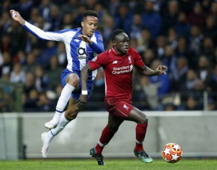 Lực lượng Liverpool đấu Porto: Cú hích hàng tiền vệ, 2 cái tên OUT - Bóng Đá