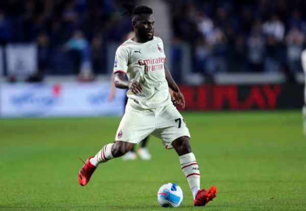 Kessie là một tiền vệ có khả năng đánh chặn tốt.