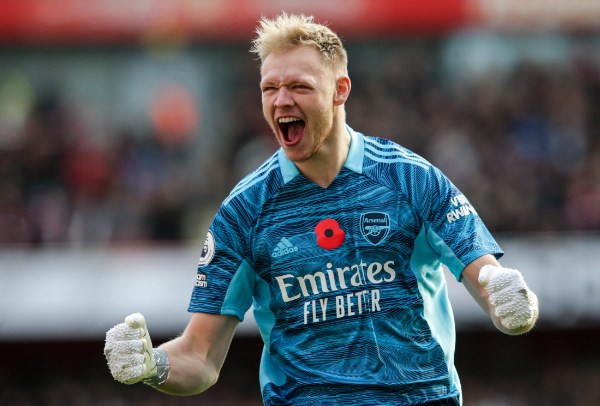 Đội hình Arsenal trận gặp Liverpool: Ben White có