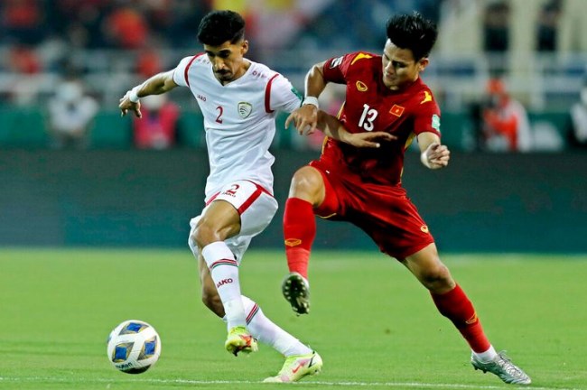 5 điểm nhấn Việt Nam 0-1 Oman: Nỗi nhớ Hoàng Đức; Điểm sáng Quang Hải - Bóng Đá