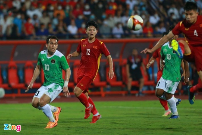 TRỰC TIẾP U23 Việt Nam 1-0 U23 Indo (H2): Tiến Linh mở tỷ số - Bóng Đá