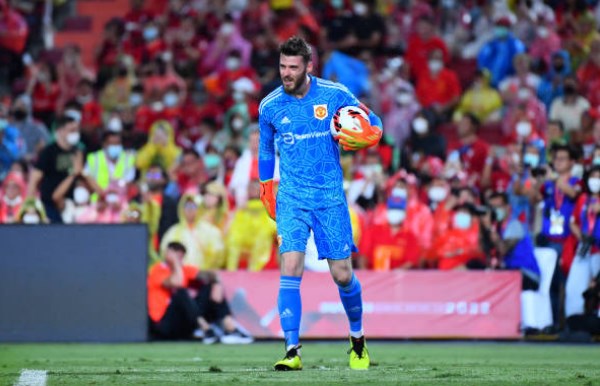 De Gea bị đau ở trận gặp Liverpool.