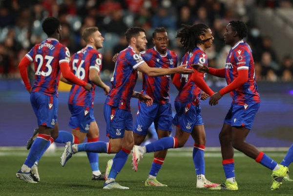 Bùng nổ hiệp 2, Man Utd đè bẹp Crystal Palace - Bóng Đá