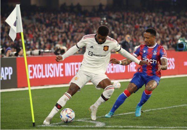 De Gea mắc sai lầm, Man United lọt lưới trước Palace - Bóng Đá