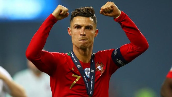 Ronaldo muốn dự EURO ở tuổi 39 - Bóng Đá