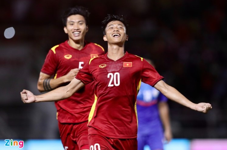 TRỰC TIẾP Việt Nam 1-0 Ấn Độ (H1): Văn Đức mở tỷ số cho tuyển Việt Nam - Bóng Đá
