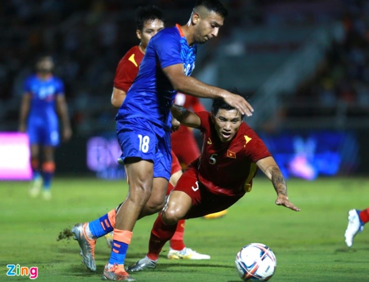 TRỰC TIẾP Việt Nam 1-0 Ấn Độ (KT H1): Tuyển Việt Nam tạm nắm lợi thế - Bóng Đá