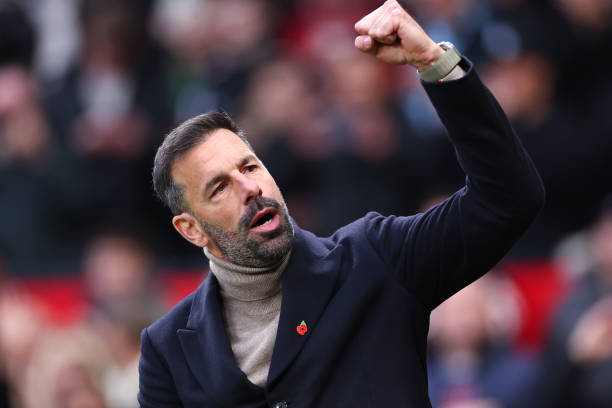 Ảnh bài viết Tại sao Man United lại bất bại dưới thời Van Nistelrooy? 