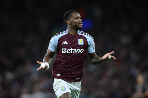 Ảnh bài viết Man United bỏ qua Jhon Duran: Sai lầm và cái giá phải trả