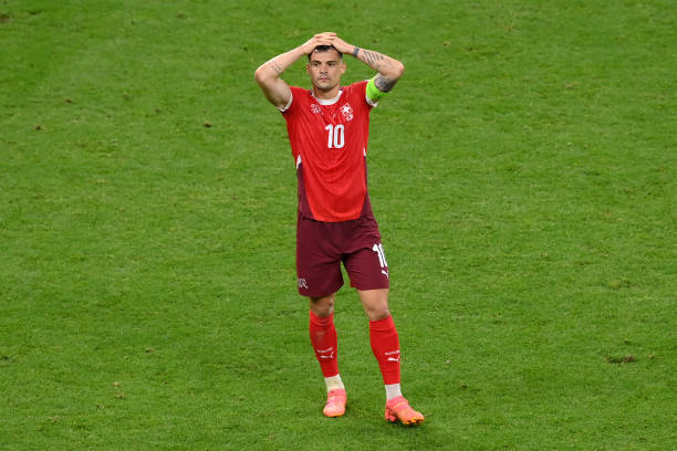 Xhaka: "Đáng thất vọng"