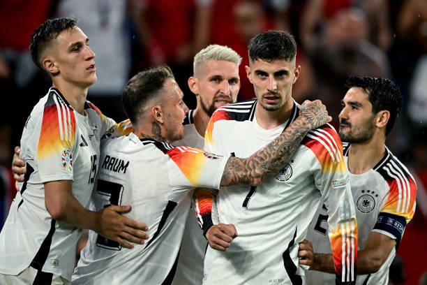 10 thống kê Đức 2-0 Đan Mạch: Havertz đi vào lịch sử; Rooney sắp bị "hạ bệ"