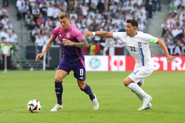 Ảnh bài viết Ngả mũ với Toni Kroos 