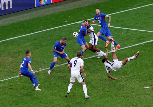 Harry Kane: "Một cầu thủ xuất sắc!"