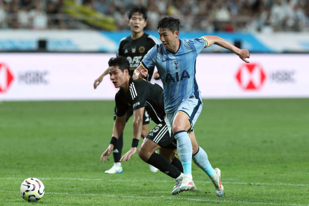 Son Heung-min lập siêu phẩm trong trận cầu 7 bàn