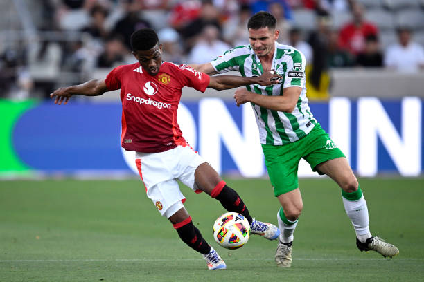 Ảnh bài viết Liên tục bùng nổ, chữ ký 37 triệu của M.U khiến Premier League e sợ