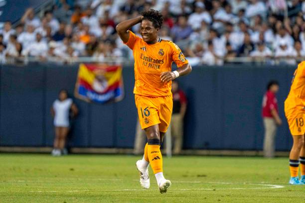 Đá trận đầu, Endrick thể hiện phẩm chất khiến Ancelotti bất ngờ 