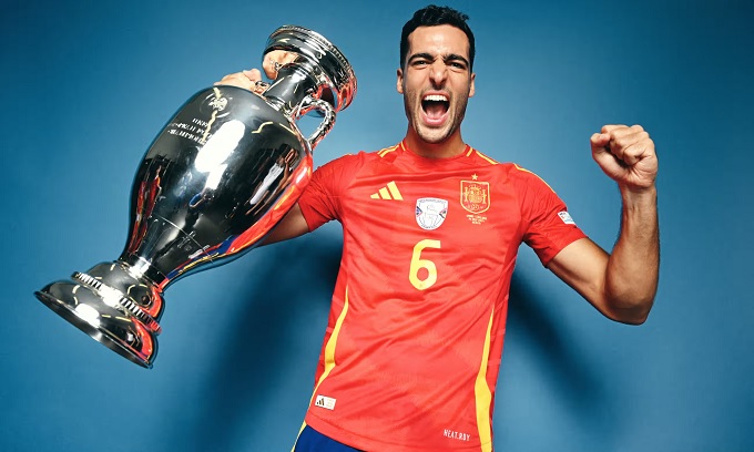 Ảnh bài viết Sau Merino, Fabrizio Romano hé lộ tân binh tiếp theo của Arsenal