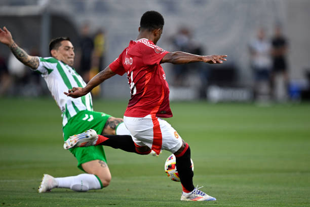 Ảnh bài viết "Mỗi lần khoác áo Man Utd, cậu ấy đều thi đấu tuyệt vời"