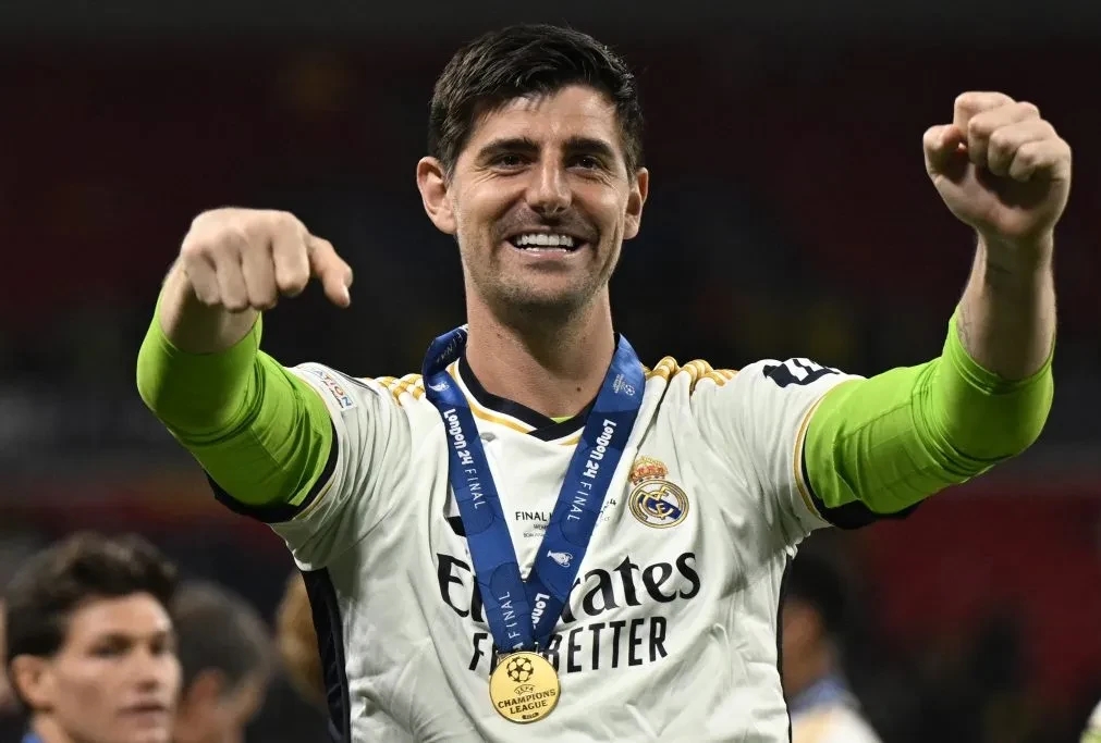 Courtois "ngán" Atalanta