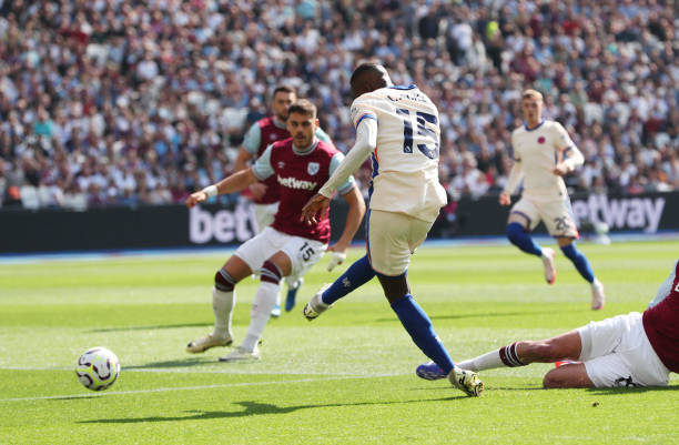 10 thống kê West Ham 0-3 Chelsea: "Song sát" hủy diệt; Jackson quá đỉnh