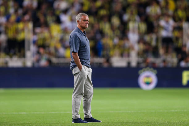 Mourinho khen người cũ MU sau thất bại 1-3 trước Galatasaray