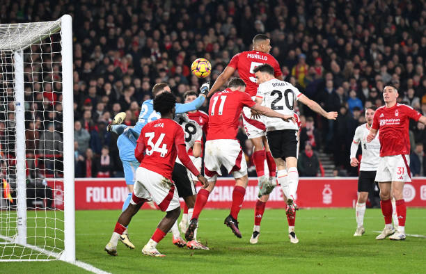 Trận hòa giữa Nottingham và Liverpool ảnh hưởng ra sao đến cục diện Ngoại hạng Anh?