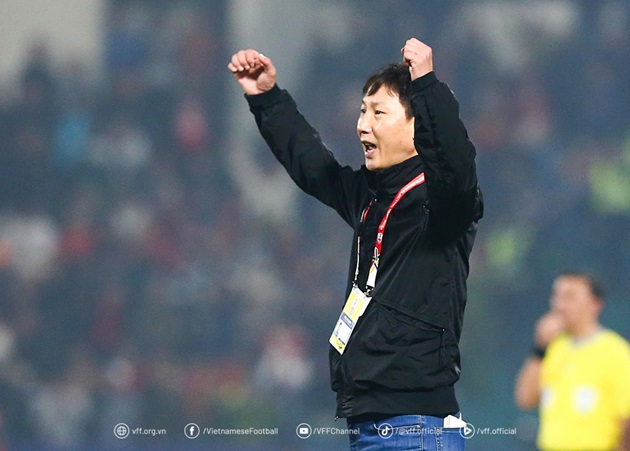 HLV Kim Sang-sik: Tôi đồng tình với HLV Park Hang-seo