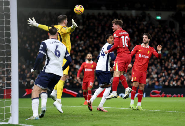 5 điểm nóng trước trận Tottenham vs Liverpool: Bộ mặt nào của Alexander-Arnold?