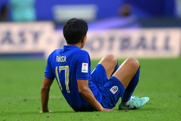 Thái Lan loại "tội đồ" Pansa ra khỏi đội hình