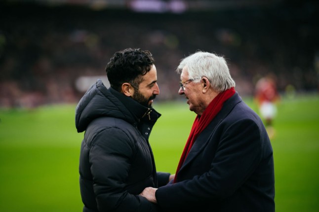 MU hỗn loạn, Sir Alex Ferguson bị réo tên