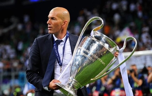 Zinedine Zidane học tiếng Anh, sẵn sàng thay Mourinho? - Bóng Đá