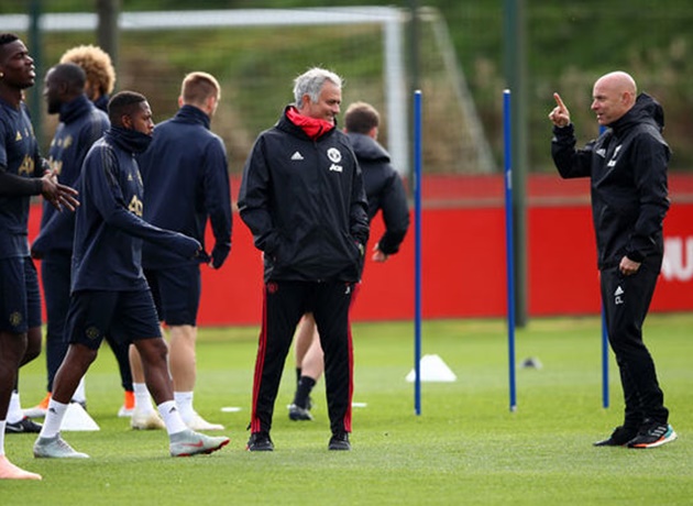 Được đồn bị sa thải, Mourinho