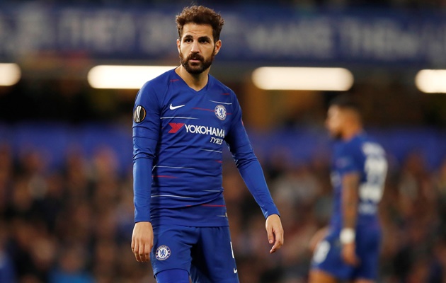 Chelsea ready to sign barcelona midfielder as they accept fabregas exit - Bóng Đá