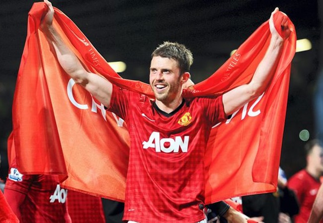 Man Utd mua 'tiểu Carrick' trong 48 giờ tới: Đến lúc trở về với bản ngã? - Bóng Đá