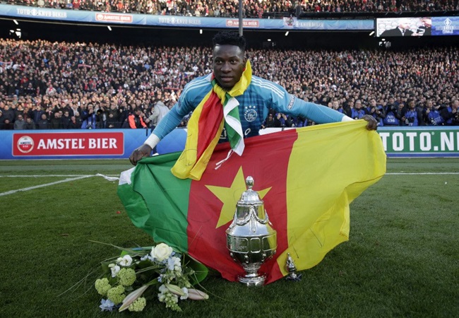 Andre Onana wants Ajax stay after Manchester United have bid rejected - Bóng Đá