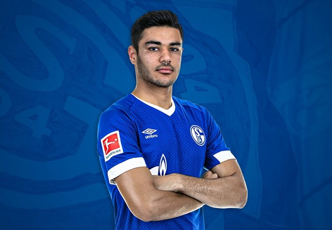 CHÍNH THỨC: Ozan Kabak đến Schalke 04 - Bóng Đá
