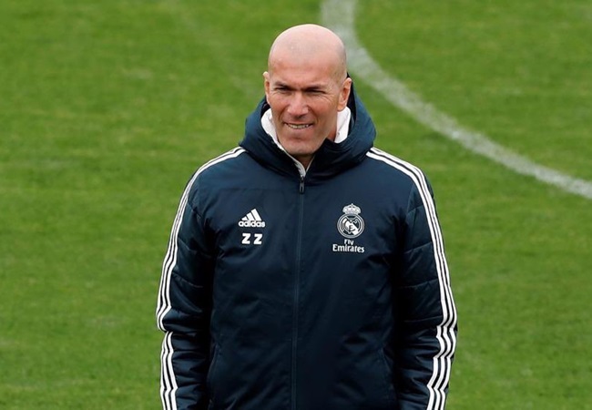 Zinedine Zidane leaves Real Madrid pre-season tour for 'personal reasons' - Bóng Đá