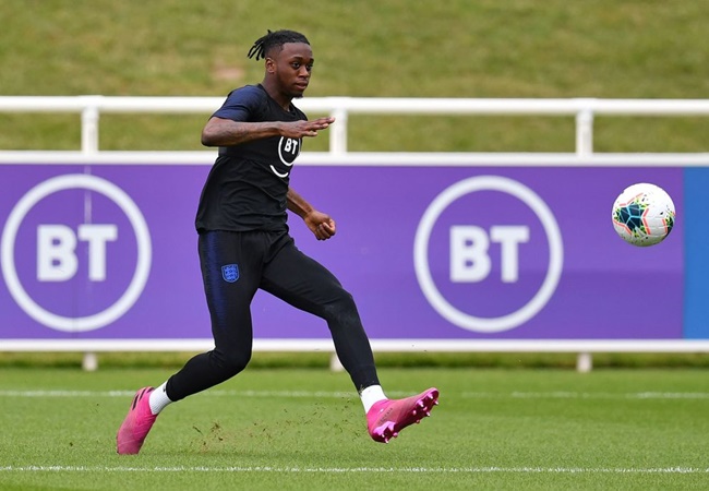 Manchester United will have to manage Aaron Wan-Bissaka injury after England withdrawal - Bóng Đá