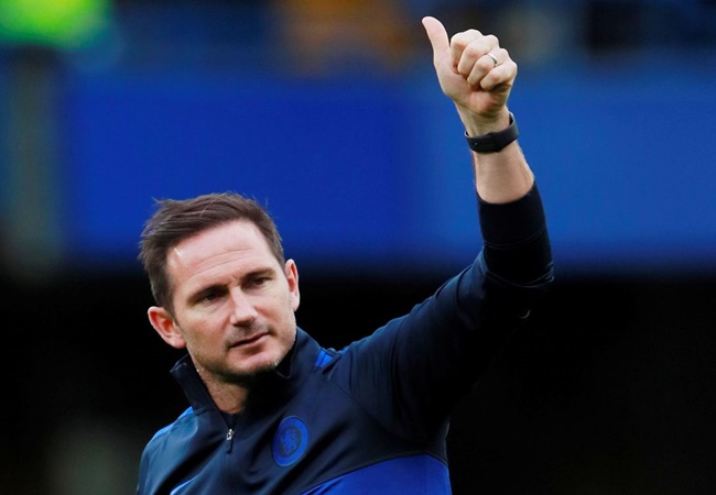 Hành động của Lampard khiến fan Chelsea thổn thức - Bóng Đá
