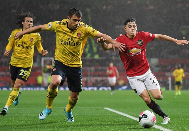 SỐC! Emery 'vẽ' trước kịch bản, Arsenal suýt khiến Man Utd ôm hận - Bóng Đá